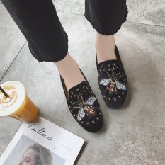 Carrefour Datar Kasual Sepatu Kulit Kacang Sepatu SLIP ON Korea Fashion Style Sepatu Hak Perempuan (Hitam Model Kupu-kupu)