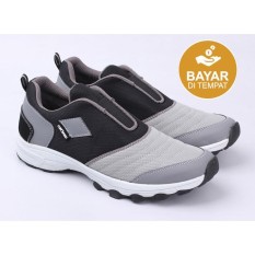 Catenzo Sepatu Lari Pria AT 111 - Black Grey