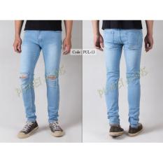 Celana Jeans Robek Lutut Pria Skinny - Pensil Denim Sobek Di Dengkul Warna Biru Muda Blue Wash Cowok PUL13