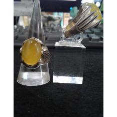Cincin Syarafusyam Lelaki asli dari Iran