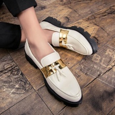 CYOU Kulit Asli Handmade Shoes Pria Vintage Mengukir Renda-up Oxfords Sepatu untuk Pria Baju Sepatu (Putih) -Intl