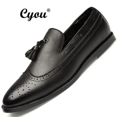 Cyou Busana Pria Sepatu Bullock Kulit Asli Ukir Tebal Tebal Bawah Wave Shoes Inggris Angin Leisure Retro Pernikahan Sepatu Kasut Lelaki Kasut Kulit Rasmi (Hitam) -Intl