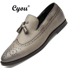Cyou Busana Pria Sepatu Bullock Kulit Asli Ukir Tebal Tebal Bawah Wave Shoes Inggris Angin Leisure Retro Pernikahan Sepatu Kasut Lelaki Kasut Kulit Rasmi (Grey) -Intl