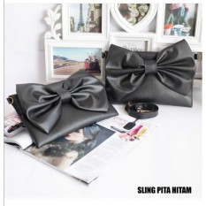 Amelia Olshop - Diskon Tas Sling Pita Wanita - Hitam