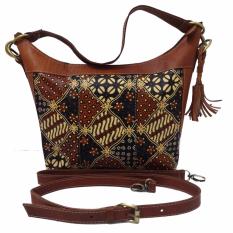 Djogja Klasik Craft Tas Kulit Hobo Long Lukis - Motif Paralung