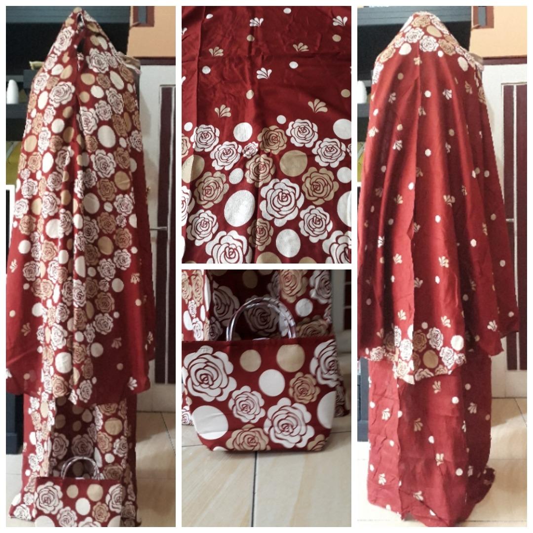 DoubleC Fashion Mukena Batik Maroon