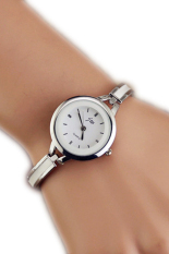 Elegan Chic Wanita Emas Perak Round QUARTZ Gelang Analog Jam Tangan Silver
