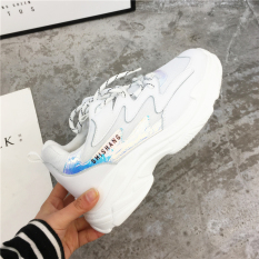 Eropa Station Kulit Musim Semi Baru Permukaan Jala Sepatu Sneakers Sepatu (Putih)