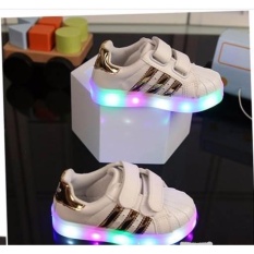 Freeshop Daldas Kids Unisex Sepatu Anak Dengan Lampu LED Motif Stripe - Gold