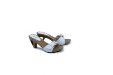 Garsel Shoes GYH 8294 Sandal Kelom Casual Wanita-Sintetis-Pvc-New Katalog Cantik Dan Modis(Putih)