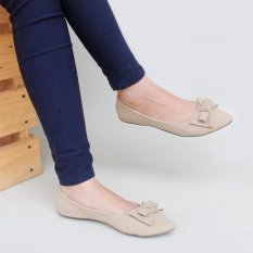 Gratica Sepatu Flat Shoes KH28 - Cream