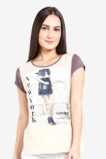 Greenlight Women Clothing Tops T-Shirts Wanita Busana Atasan T-Shirts Cream Krim Diskon discount murah bazaar baju celana fashion brand branded
