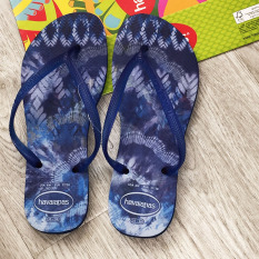 Havaianas Ikat atau Mewarnai Coretan Jepit Kesemek Kayu Cendana Huruf Ren Sendal (Biru Ikat atau Mewarnai)