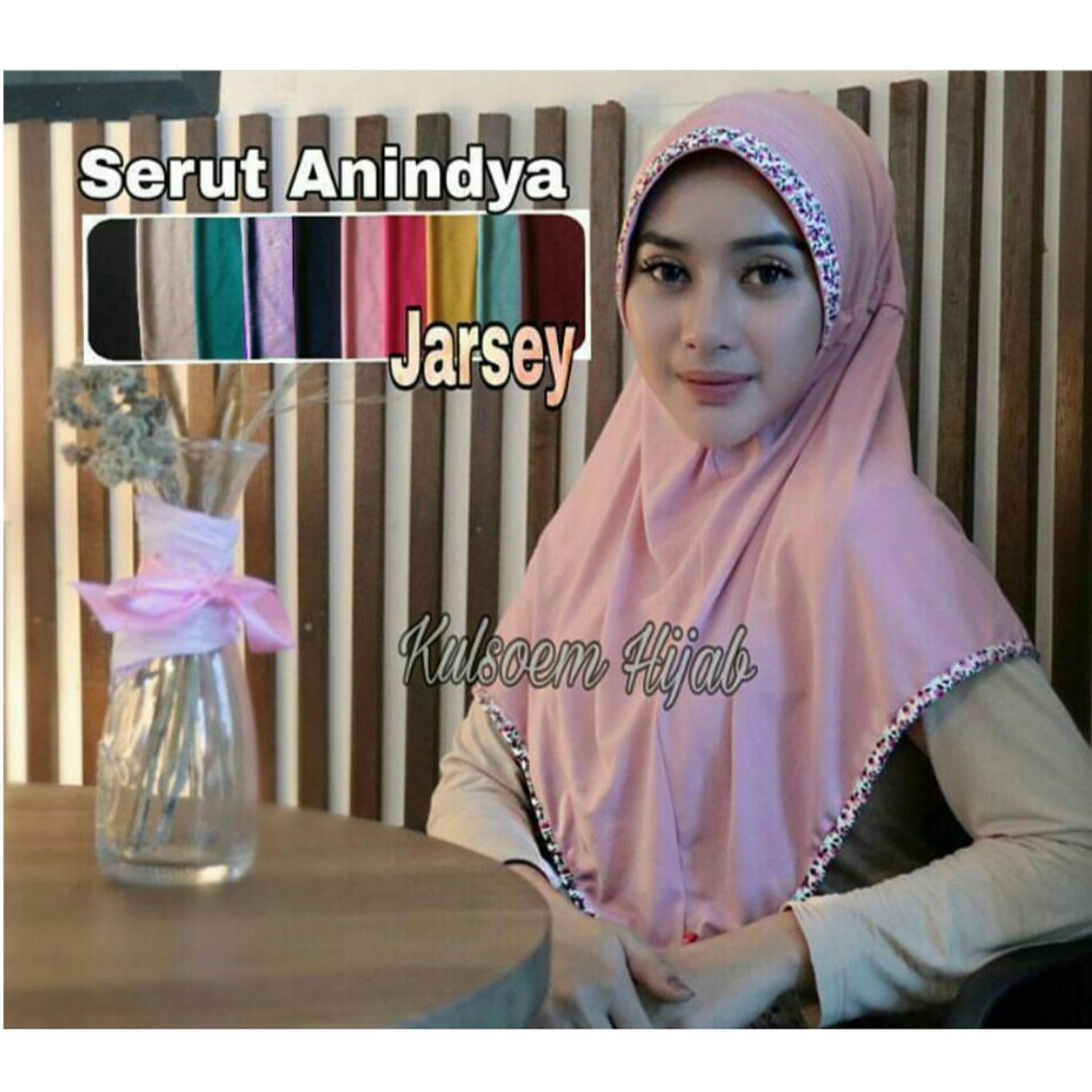 Hijab Cantik / Jilbab Serut Anindya - Grosir Seri 3 Buah - Multicolor Hijab Cantik / Jilbab Serut Anindya - Grosir Seri 3 Buah - Multicolor