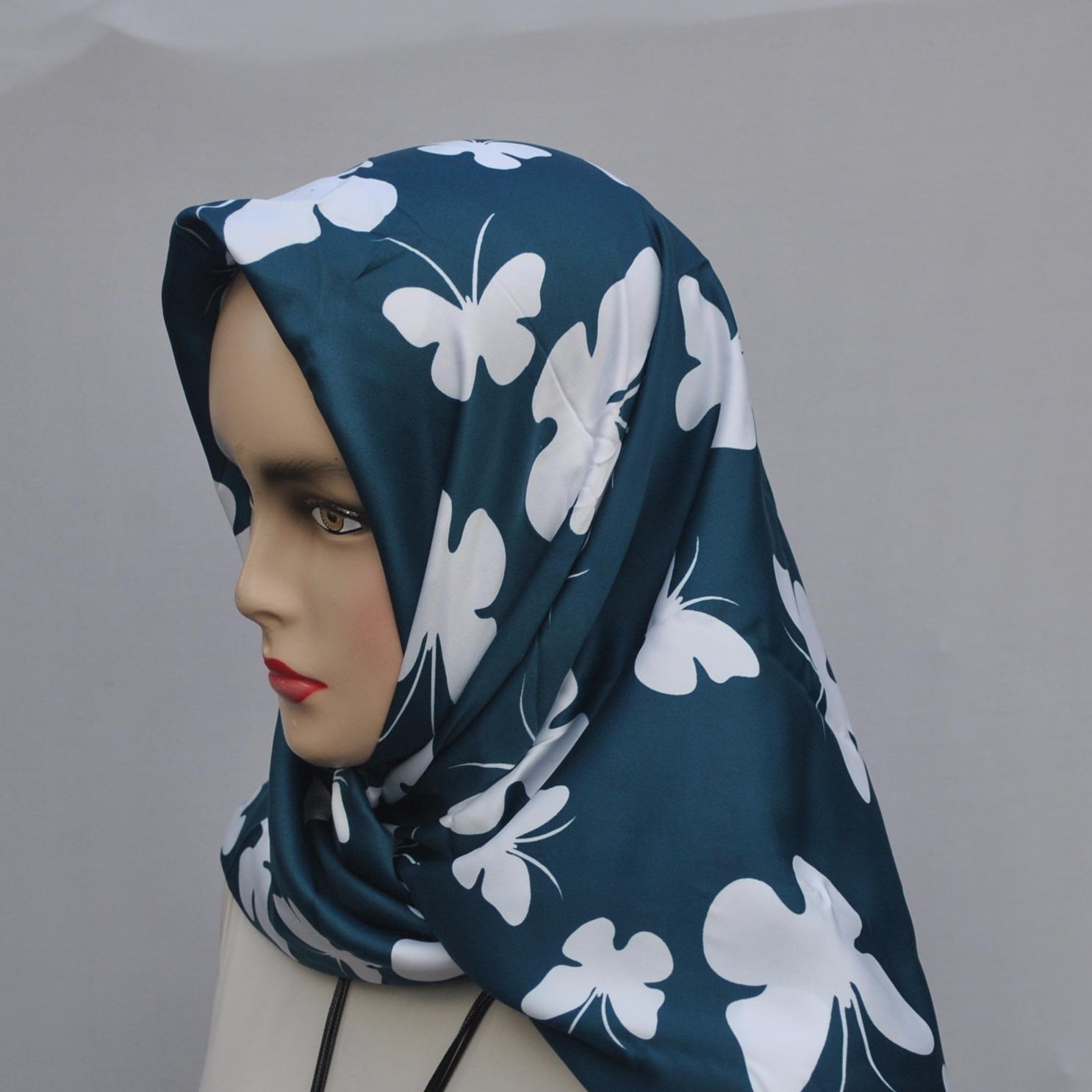 Hijab - Kerudung Segi Empat - Cotton Japan - Zaskia Black / Jilbab  