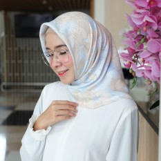 Hijab - Kerudung Segi Empat - Velvet Silk - Milea / Jilbab