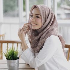 hijab segiempat poton tribal