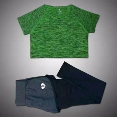 Hijau Perempuan Lari Joging Olahraga Kebugaran Yoga Palsu Dua Potong Setelan Legging + T-shirt Yang Menjalankan The Sports Yoga Yang Ditetapkan