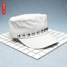 Topi Truk Topi Perempuan Topi Korea Modis Gaya Hitam (Lapisan Tunggal Paku Keling Mati-Putih)