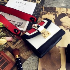 Jepang dan Korea Selatan Liar Kurir Tas Wanita 2017 Musim Panas Baru Hit Warna Tas Kotak Kecil Tali Bahu Lebar Rivet merah Tas Bahu-Internasional