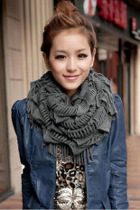 Jetting Buy Lingkaran Musim Dingin Wanita Syal Hangat Rajutan Rumbai Abu-abu Dark-Internasional