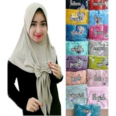 Jilbab instan Anjeli Pet Pita