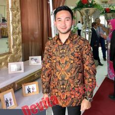 Kemeja katun pisang bali colet