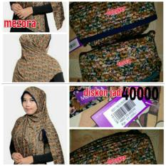 Kerudung Bergo Mezora Maya Mahnoir