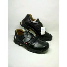 kickers - sepatu pria casual formal untuk kerja santai kulit sapi warna hitam