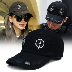 Ge Weishi Topi Baseball Couple