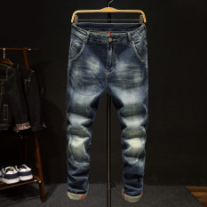 Celana Jeans Pria Musim Semi dan Musim Gugur 4 Musim Versi Korea Membentuk Tubuh Celana Pensil 2017 Model Baru Model Slim Ukuran Besar Celana Memiliki Elastisitas Pasang