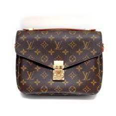 Louis Vuitton Pochette Metis Monogram