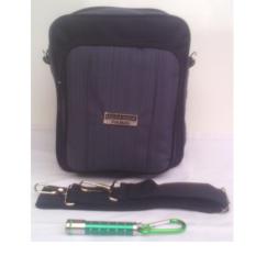 Lucky Duck Paris Tas Selempang salur - hitam