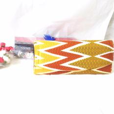 MADE Clutch Batik Nesia - Corak Random