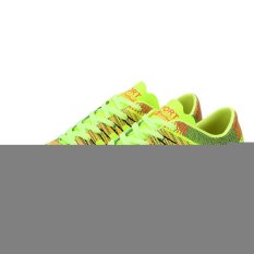 Kolam Sepak Bola Pria Sepatu Rumput Futsal Indoor Sepak Bola Sepatu Sepak Bola Disebut TF (Hijau) (International)