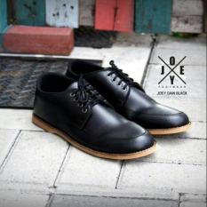 Merk : Joey Size : 39 S/D 43 Bahan : Kulit Suede Packaging : Box + Sepatu ....... Order Now