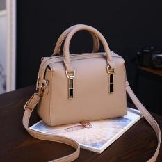 MV_MARVELOUZ Tas Fashion Tas Wanita Tas cewek tas import Tas Korea tas batam tas kosmetik tas ransel tas selempang sling bag tas mini tas pom-pom B01631