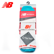 New Balance Aas61654lav Modis Model Pria Kaos Kaki (Magma Merah AAS61654LAV)