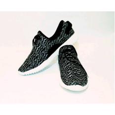 ONETHO - SEPATU WANITA SLIP ON YEZEE MURAH
