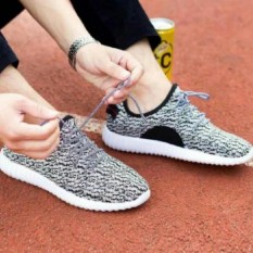 ONETHO - SEPATU WANITA SLIP ON YEZEE MURAH