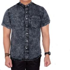 PALING DICARI kemeja denim pria lengan pendek slimfit / baju denim pria pendek navy TERLARIS