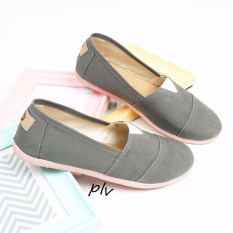Sepatu Wanita Flat Shoes Slip On Kanvas NS55 - Abu