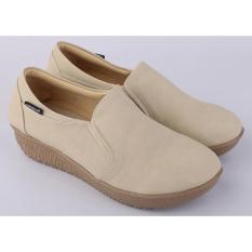 Promo! Gratis ongkir Raindoz Sepatu Slip On Wanita Cream - RAHx006