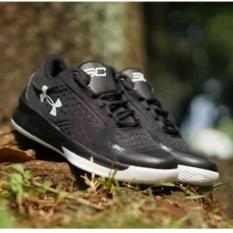 PROMO SEPATU OLAHRAGA IMPORT VIETNAM (BISA BAYAR DI TEMPAT)