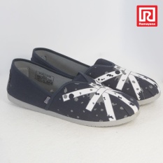 Ramayana - Worldstar - Sepatu slip on pria motif bendera kain kanvas warna biru laut kombinasi abu worldstar (07971496)