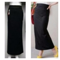 Rok Model Span Panjang Hitam - L