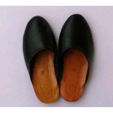 sandal selop untuk baju adat jawa