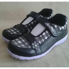 SEPATU ANAK TK LADIES HITAM
