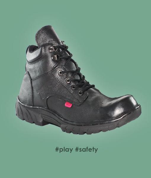 Sepatu Boot Red Wing Play Black Safety