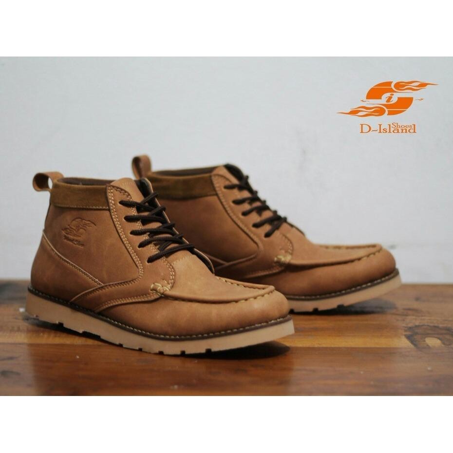 Sepatu BOOTS CASUAL Formal Pria DISLAND HANOKI Slip On Kerja Formal Kulit Asli Safety Original Murah Hitam Tan Coklat SEPATU PROYEK LAPANGAN PDH PDL [ BroDo Yongki Joe Kickers Faris Pantofel PDL Touring Cevany Wolf ] 